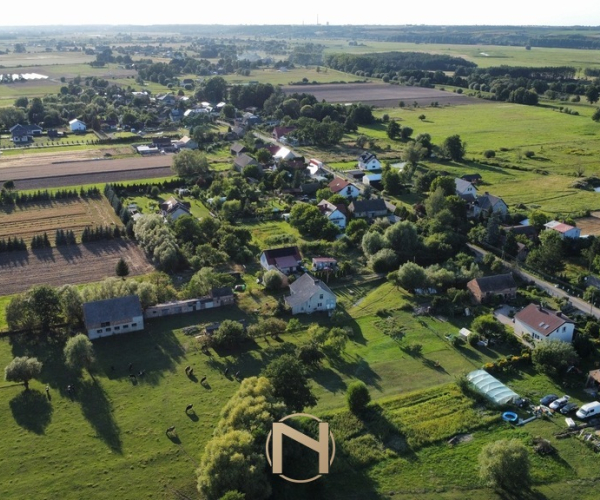 Borek - 275000 zł (nr 258/2364/OGS)