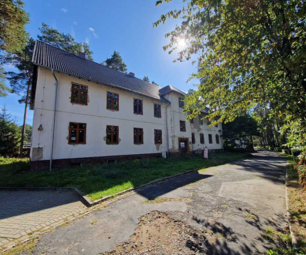 Kęszyca Leśna - 950000 zł (nr 97/3504/OOS)
