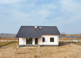 Dom na sprzedaż, Deszczno - 670 000 zł